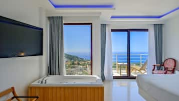 Deluxe Double with Bathtub | Roupas de cama de algodão egípcio, roupas de cama premium
