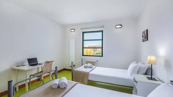 Wi-Fi gratuit, draps fournis