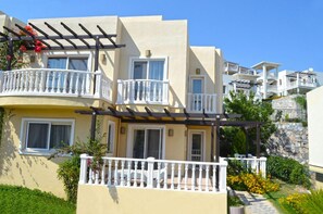 Villa, 3 Bedrooms | Tech