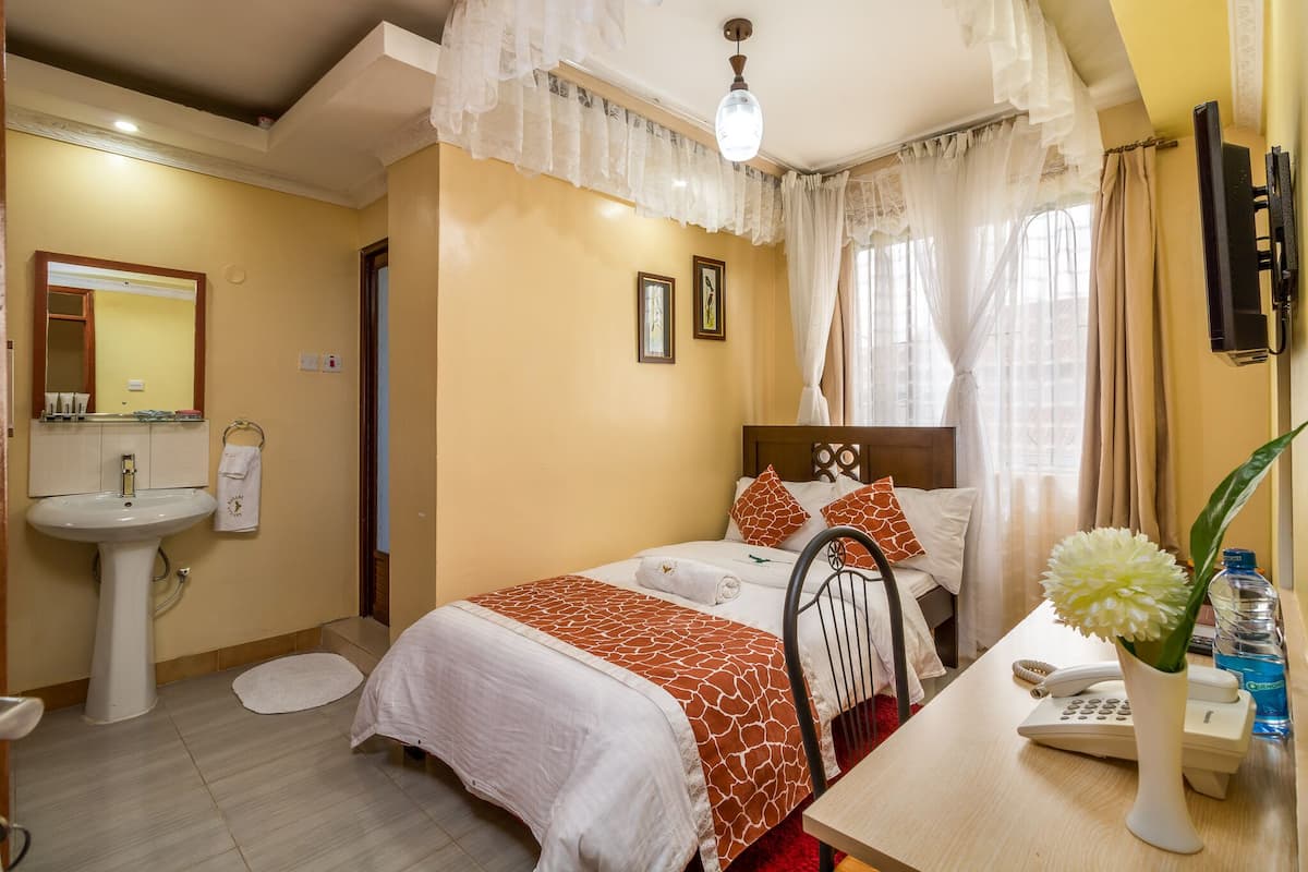 Habitación estándar | Ropa de cama hipoalergénica y decoración personalizada