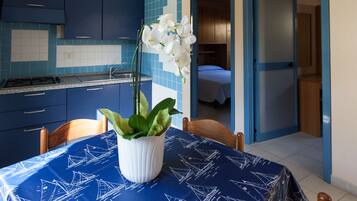 Apartamento, 2 quartos | Cozinha privada