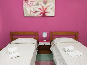 Twin Room, Shared Bathroom