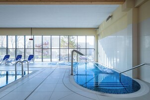Una piscina techada