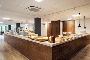 Tägliches inbegriffenes Frühstücksbuffet