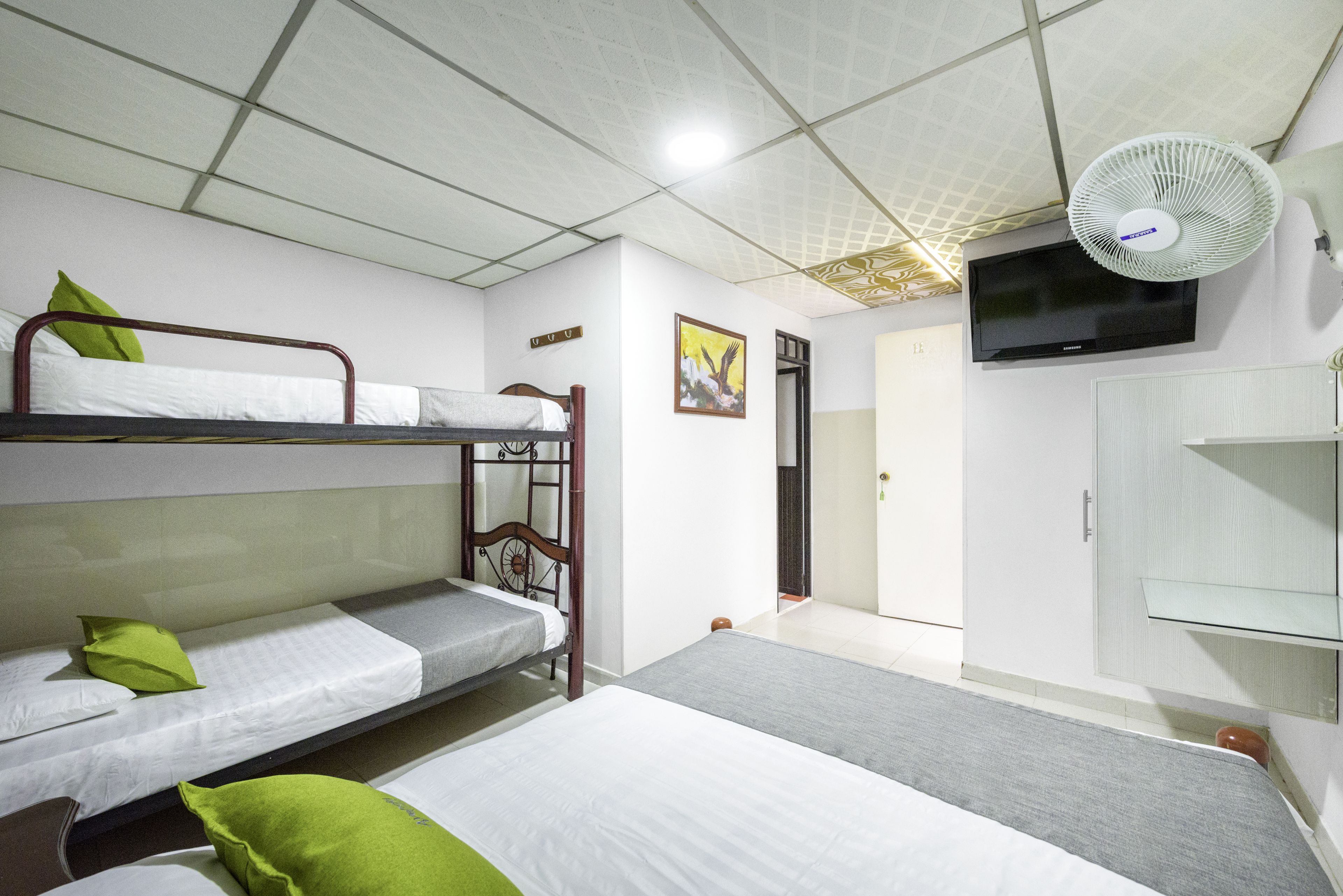 family room, non smoking | free wifi, bed sheets, wheelchair access