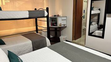 Kamar Keluarga | Seprai premium, minibar, Wi-Fi gratis, dan seprai linen