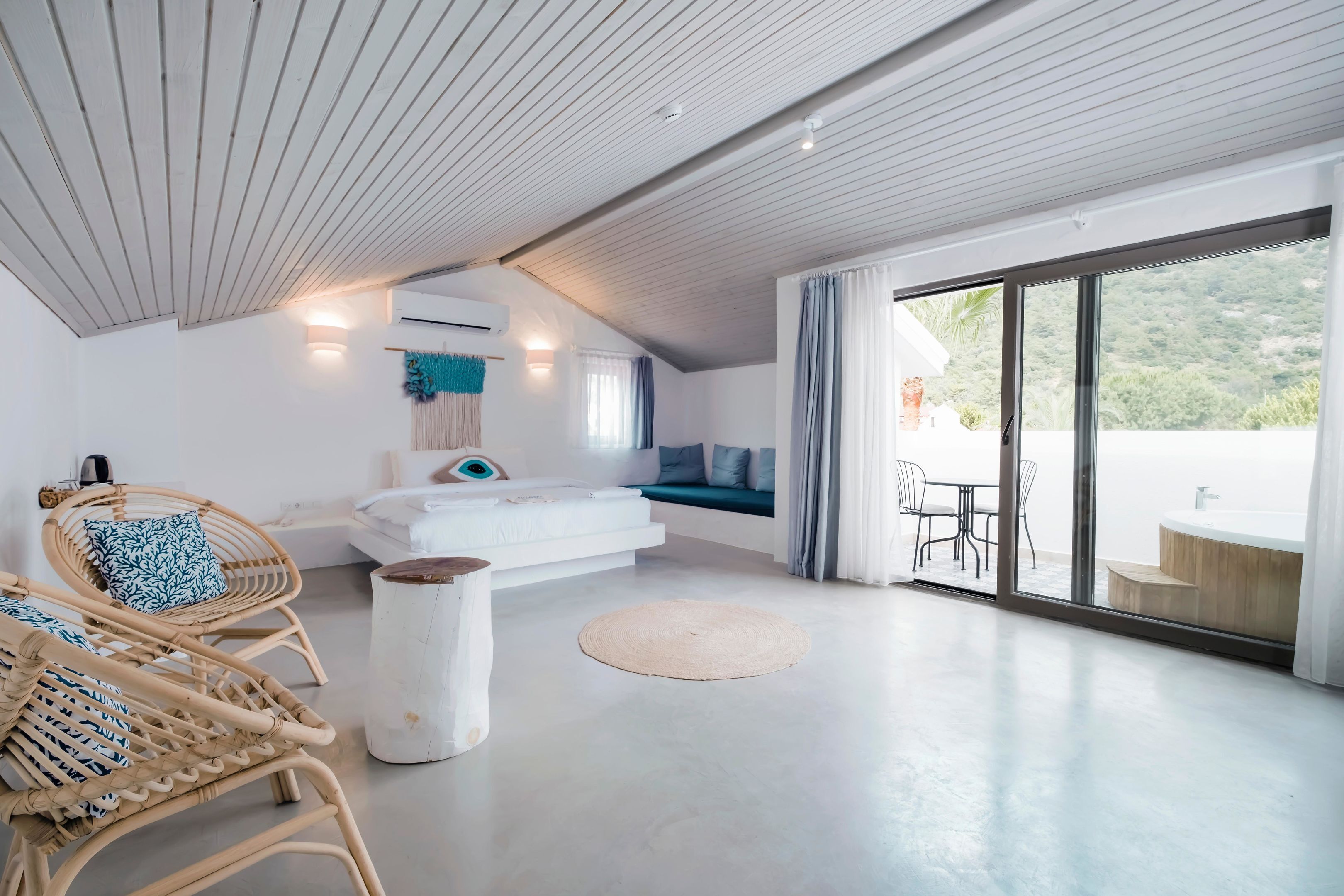 Comfort-penthouselejlighed - 1 kingsize-seng - boblebad - bjergudsigt | Premium-sengetøj, Tempur-Pedic-senge, minibar, pengeskab på værelset