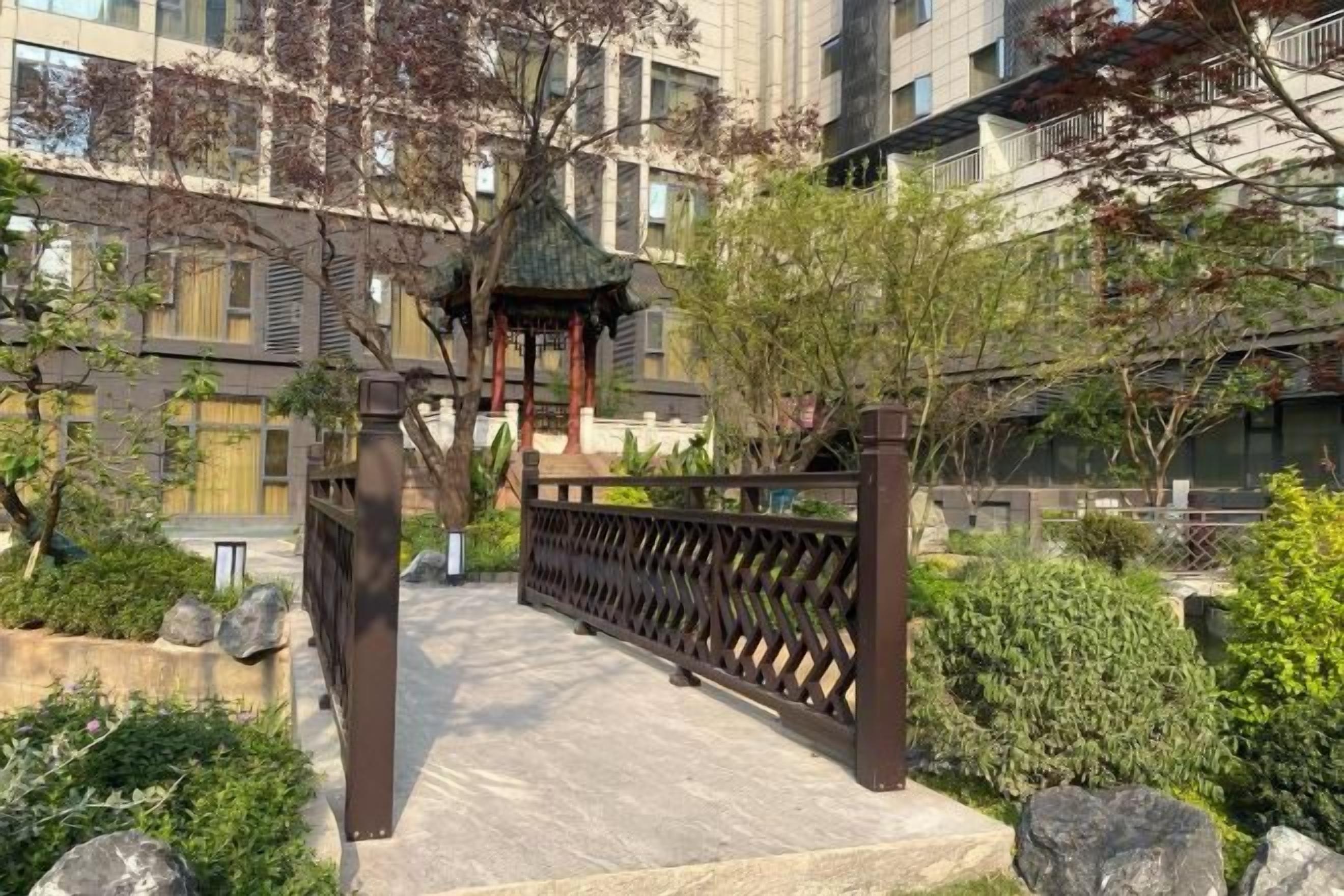 숙박 시설 구내
