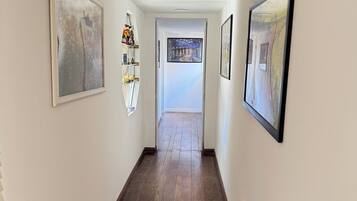 Comfort Double Room, 1 Queen Bed, Non Smoking, Garden View | Living area | Smart TV, first-run movies, pay movies