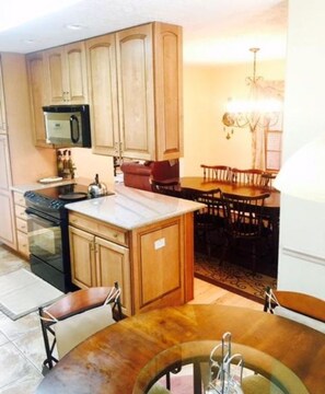 Family House, Multiple Beds, Non Smoking | Living area | TV - Telles House (Angel Fire)