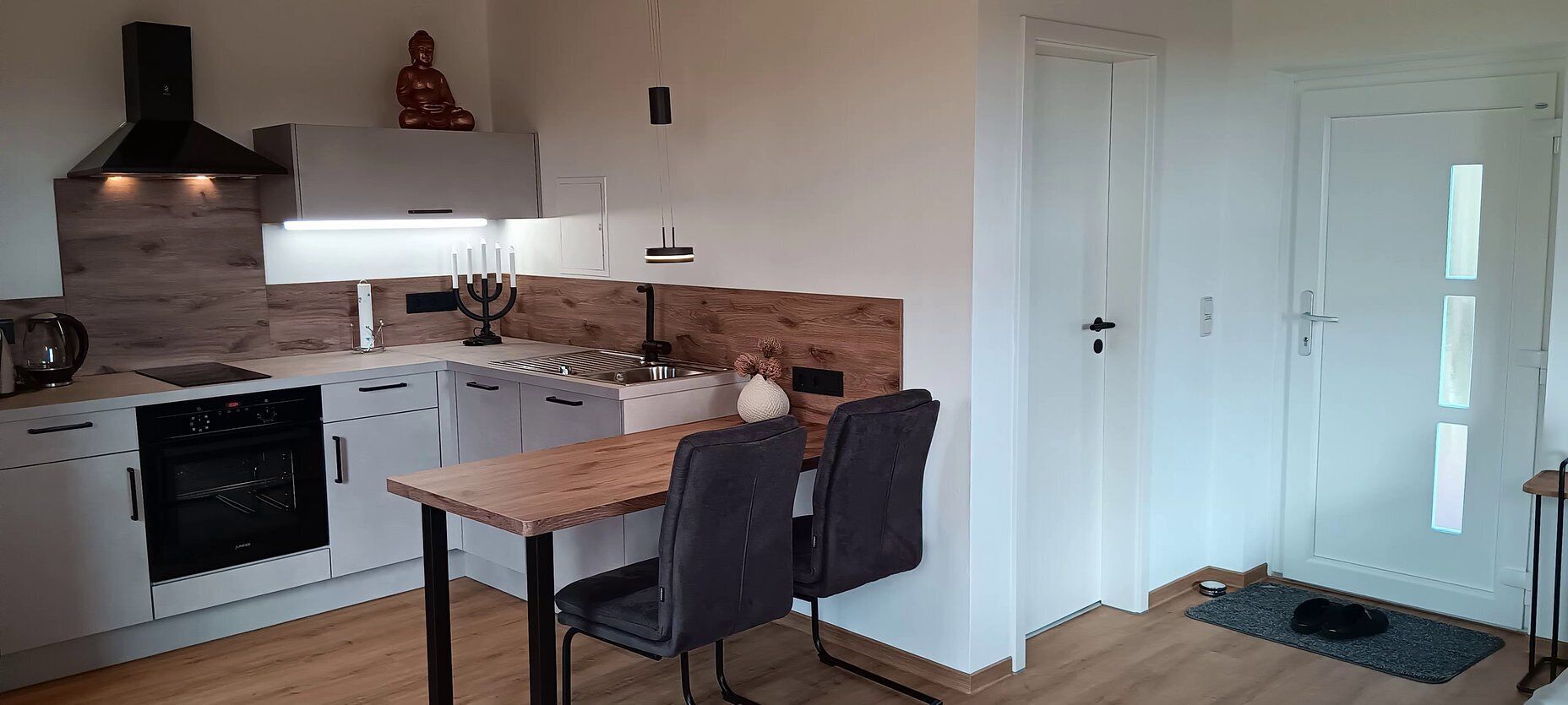 Kühlschrank, Ofen, Herdplatte, Geschirrspüler