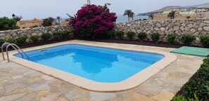 Pool - Romantic Villa Romeo with private pool, with stunning panoramic views of the (Costa Calma)