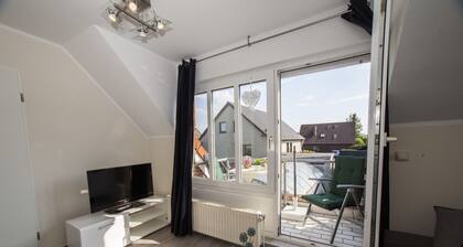 Four star accommodation in Friesenhörn, quiet south facing, right on the dike
