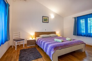 3 camere, ferro/asse da stiro, culla da viaggio, Wi-Fi gratuito