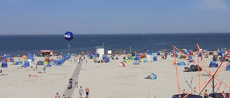 In Strandnähe, Liegestühle