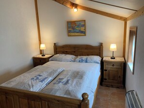 3 camere, culla da viaggio, Wi-Fi gratuito