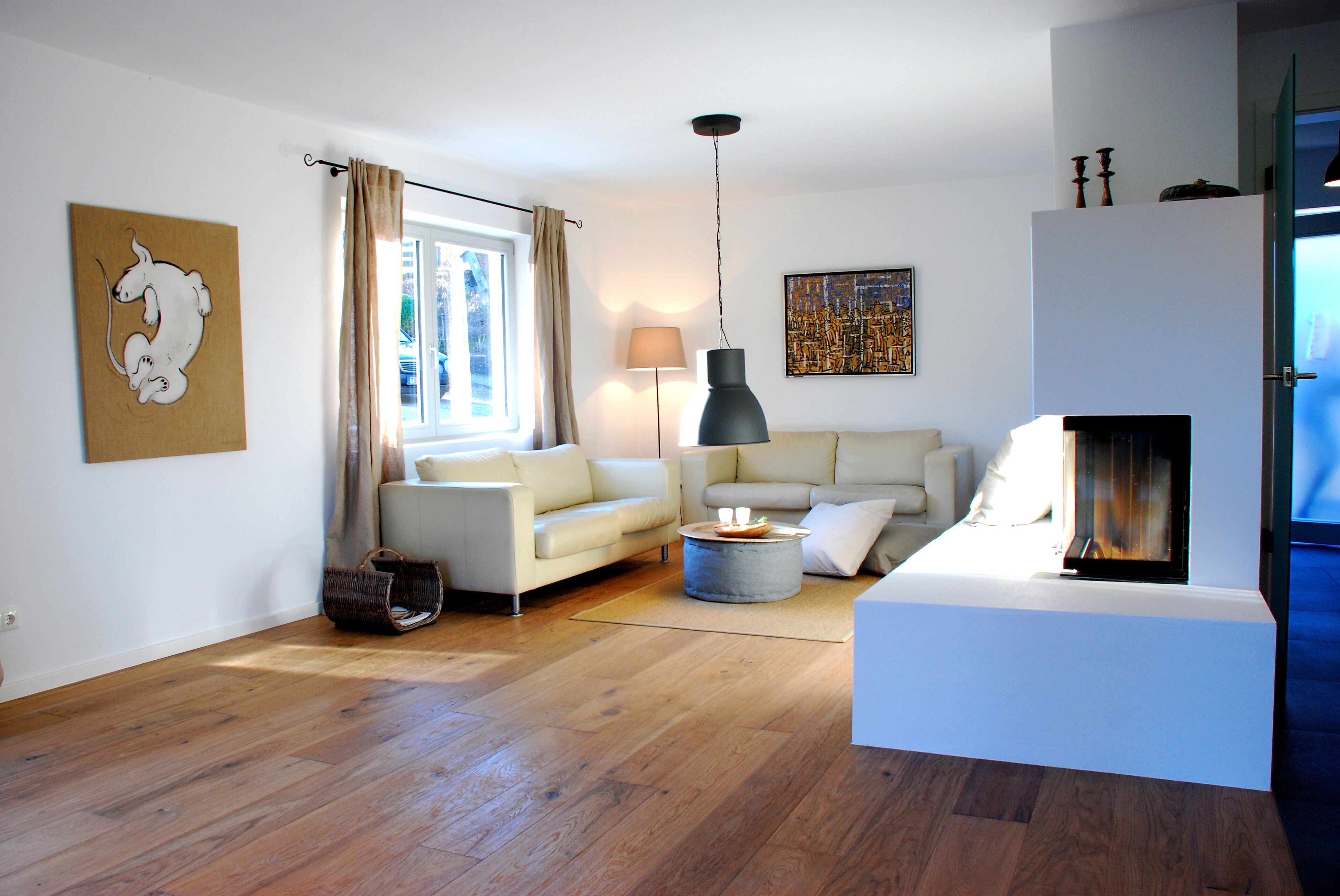 Smart-TV, Kamin, DVD-Player, Tischfußball