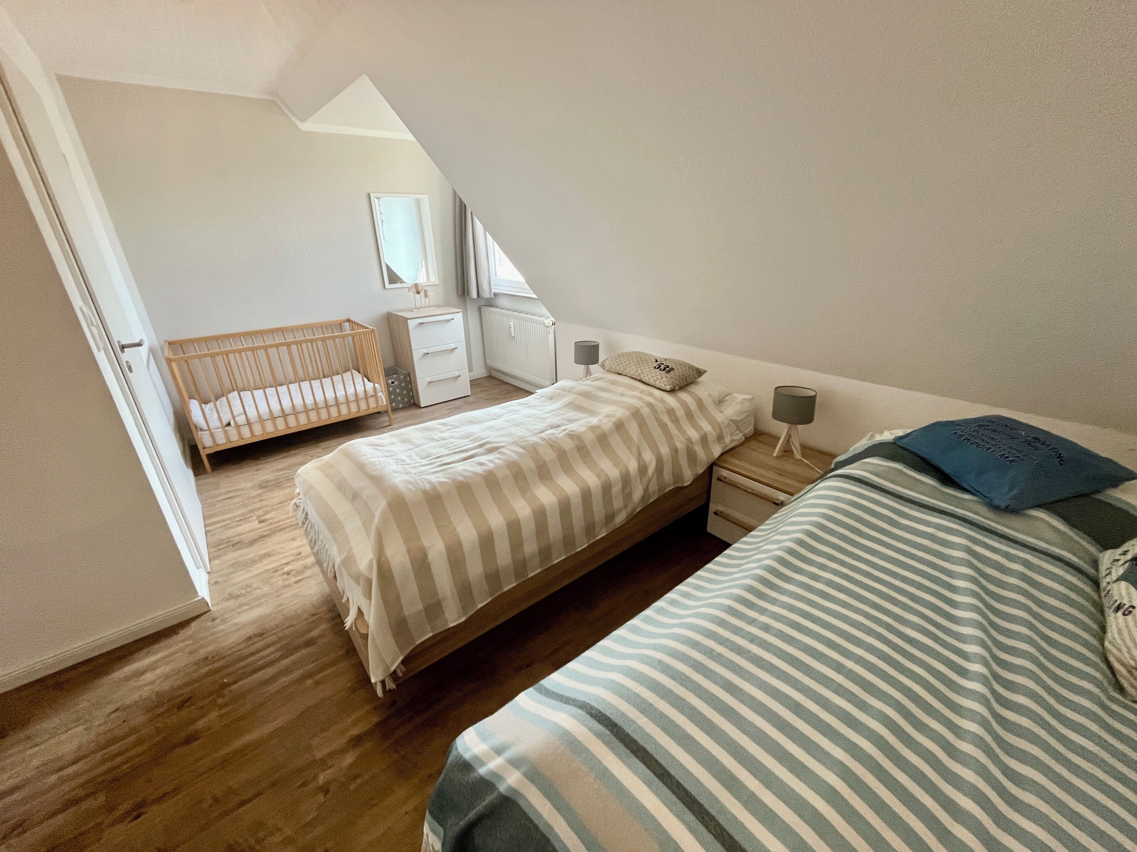 2 Schlafzimmer, Zimmersafe, Bügeleisen/Bügelbrett, kostenloses WLAN