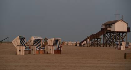 Asuminen ja loma lomalla kahdella tasolla - tyylikäs, viihtyisä, perheystävällinen