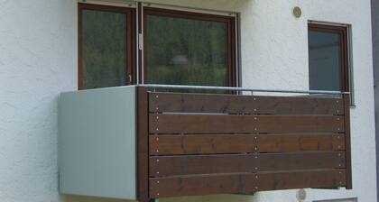 Cozy apartment for 2 persons with mountain views, 200 m to Ski and Hiking area