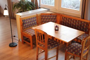 تناول الطعام