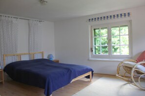 3 slaapkamers, een kluis op de kamer, reisbedje, gratis wifi