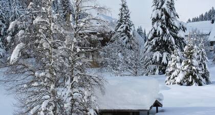 In the southern Black Forest. Pure nature, close to the lake, family-friendly