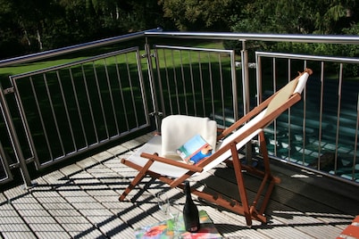 Bright, friendly apartment with balcony for rent