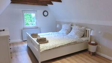 3 Schlafzimmer, Bügeleisen/Bügelbrett, Reisekinderbett, kostenloses WLAN