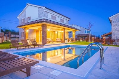 Modern Villa Tia***** with a rustic touch and a pool on Krk