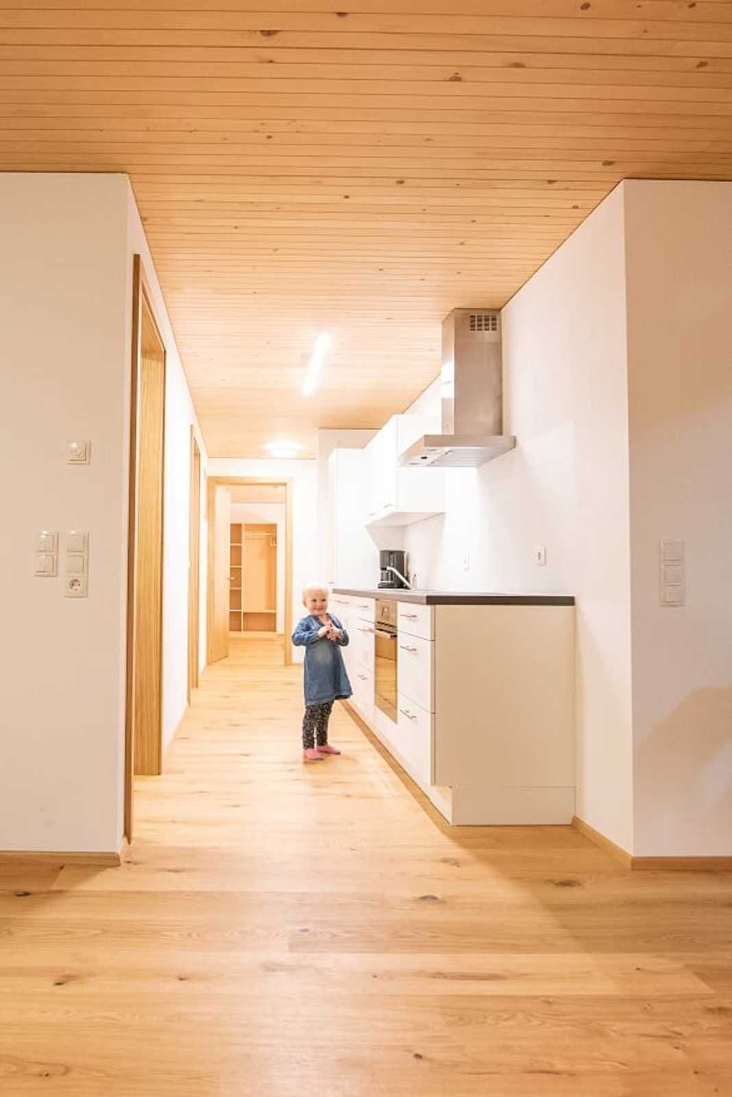 Fridge, oven, dishwasher, highchair