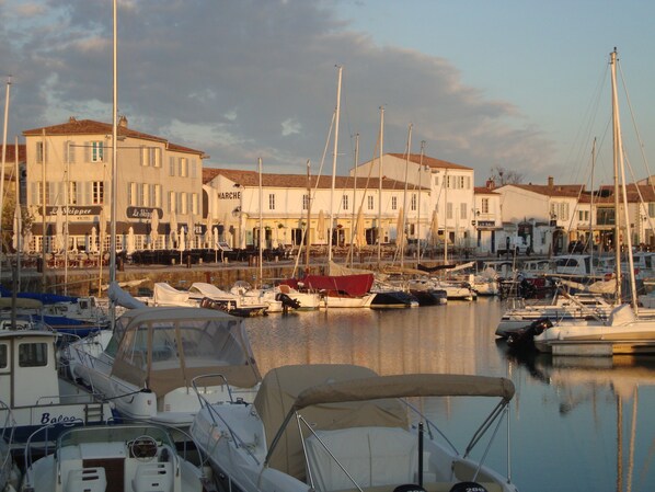 Marina