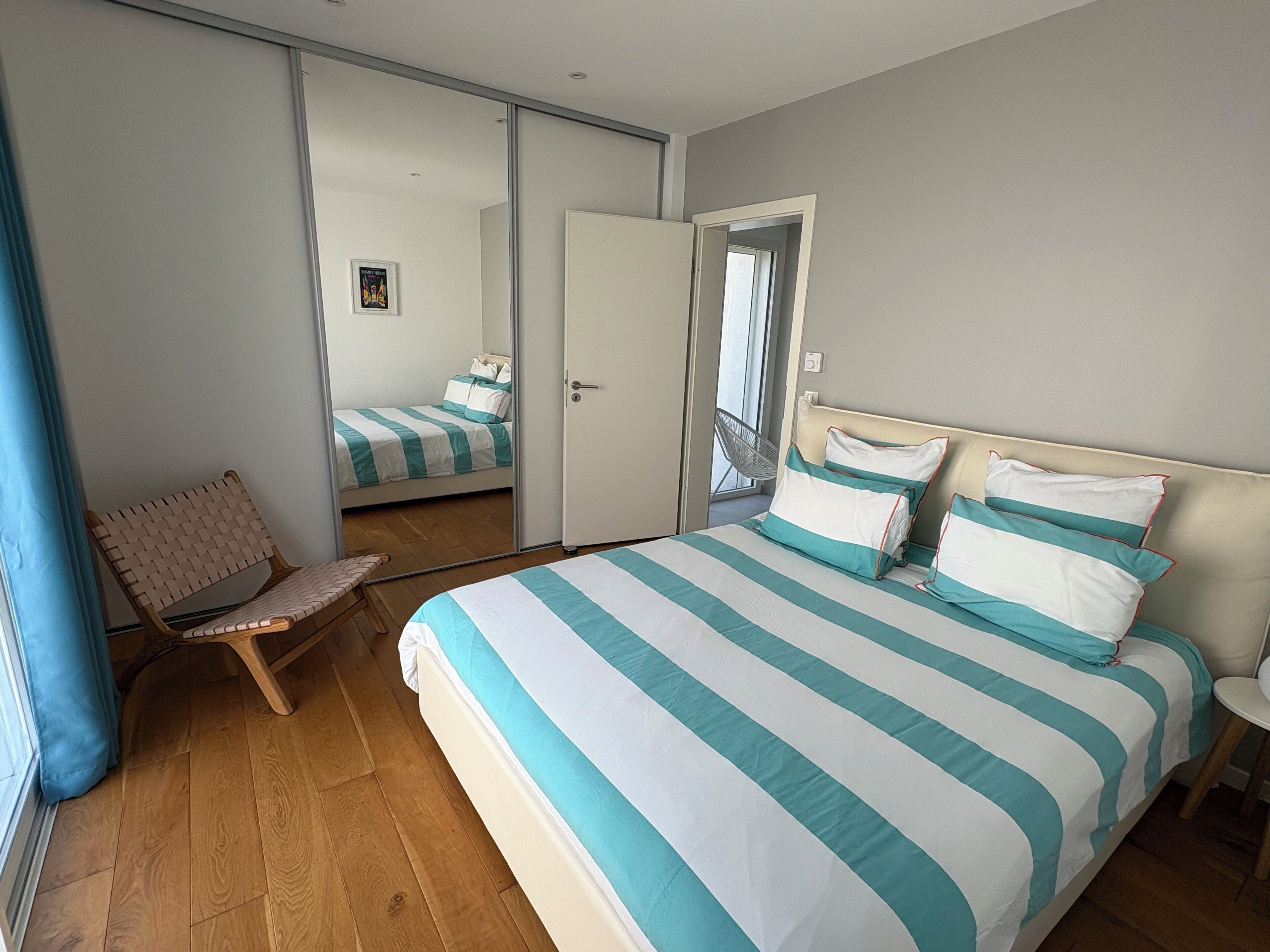 3 chambres, fer et planche à repasser, Wi-Fi gratuit, draps fournis