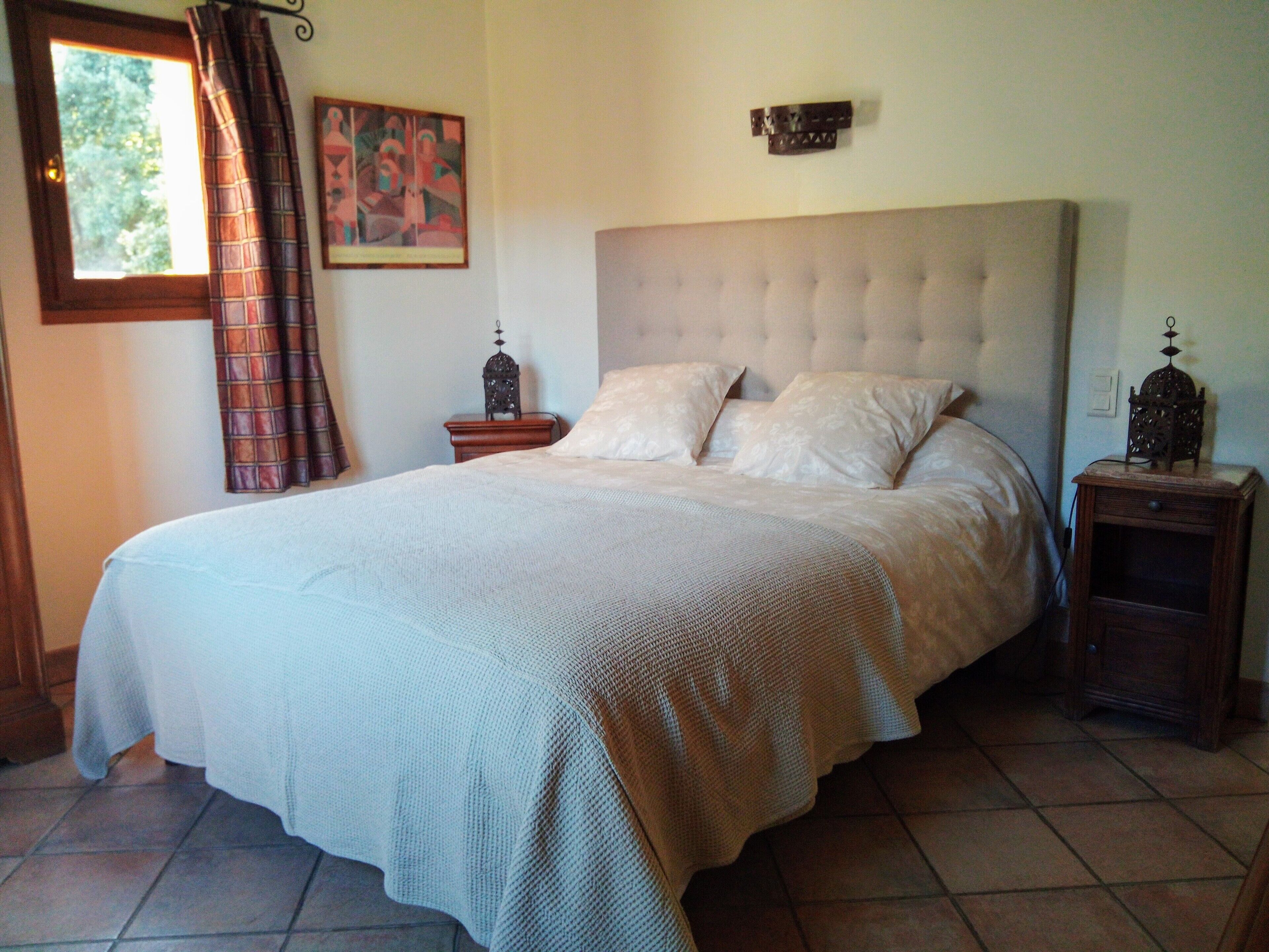 4 間睡房、熨斗/熨衫板、可攜式嬰兒床、免費 Wi-Fi