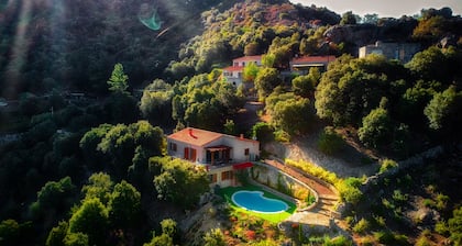 Balagne, la paix entre mer et montagne: villa, piscine, parking, terrain 5000m2