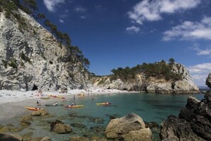 Beach nearby - Morgat 150 m from the beach, 6 people, 3 bedrooms, 100m², renovated  (Crozon)