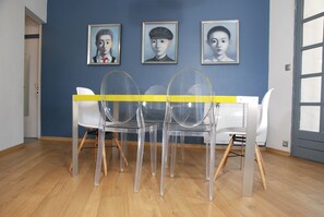 Interior - ☼ La Siesta ☼ Character house with garden and terraces ☼ (La Rochelle)