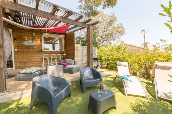 Terrace/patio - Félyvonne, family villa with sea and vineyard view (Hyères)