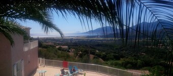 VILLA 10 PERS, PISCINE 5x10m, BELLE VUE MER, PROCHE PLAGES PORTICCIO & AJACCIO