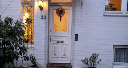 Bonito y tranquilo apartamento con buenas conexiones a todos los lugares de interés de Hamburgo.