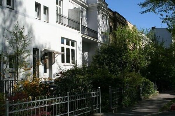 Exterior - beautiful apartment in good location with well connection to all landmarks (Hamburg)