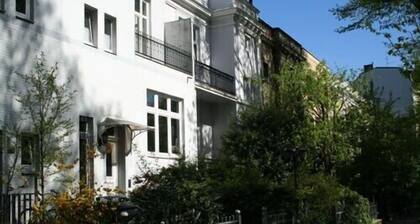 Appartement agréable et calme avec de bonnes connexions à tous les sites de Hambourg.