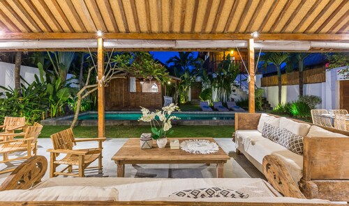 Villa Langka Harmony and calm in Seminyak Oberoi