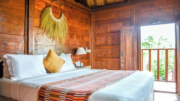 4 bedrooms, in-room safe, iron/ironing board, WiFi