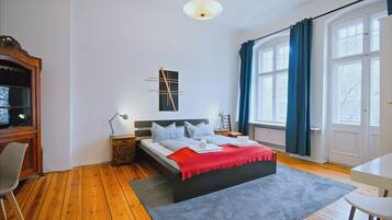 2 bedrooms, desk, iron/ironing board, travel cot