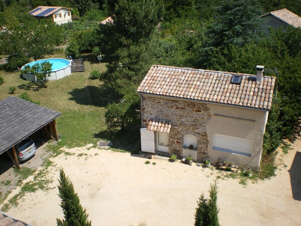Exterior - Independent gîte, private swimming pool and large garden, quiet, activities. (Le Martinet)