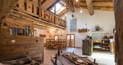 10 people Chalet 100mÂČ mountain atmosphere, great great winter ski, hiking in summer
