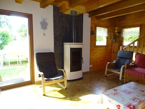 Interior - Chalet 9 persons, veranda-Morillon, Hte-Savoie- 2 stars- 4 bedrooms- 2 bathrooms (Morillon)