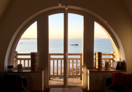 Ferienwohnung mit allem Komfort, fantastischer Meerblick