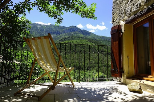 Village House GARS Vallée de L'Estéron - 4 Pers. Quiet and comfortable